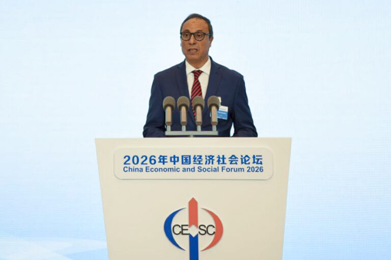À Hangzhou (Chine), Abdelkader Amara plaide pour une contribution plus importante de l’Afrique dans la gouvernance mondiale de l’innovation technologique et de l’Intelligence artificielle